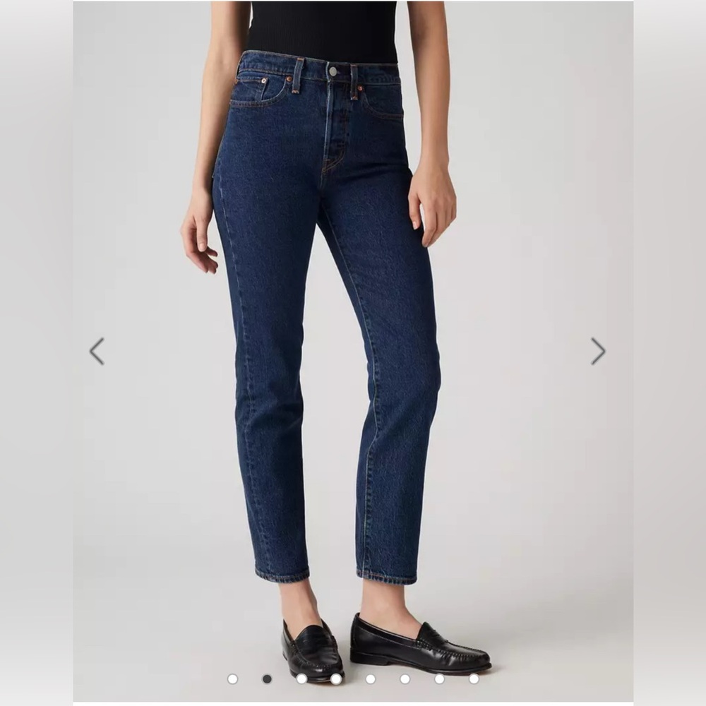 Levi’s wedgie high rise straight tapered leg jeans